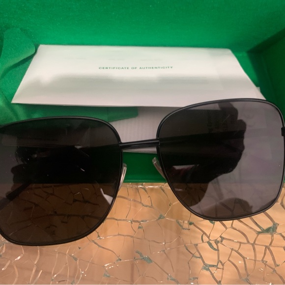 BRAND NEW BALENCIAGA SUNGLASSES - Picture 2 of 8